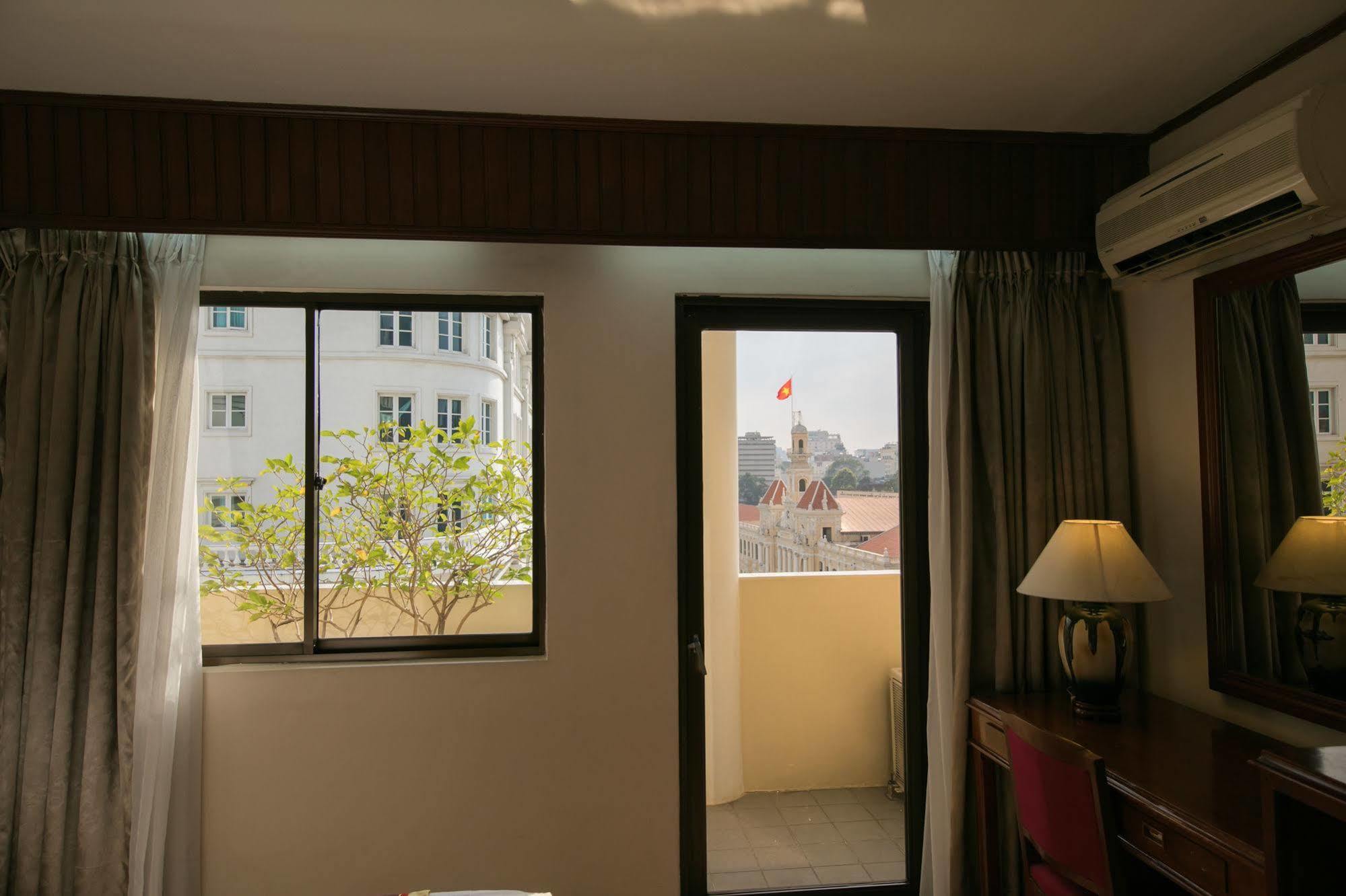 Asian Hotel Ho Chi Minh City Bagian luar foto
